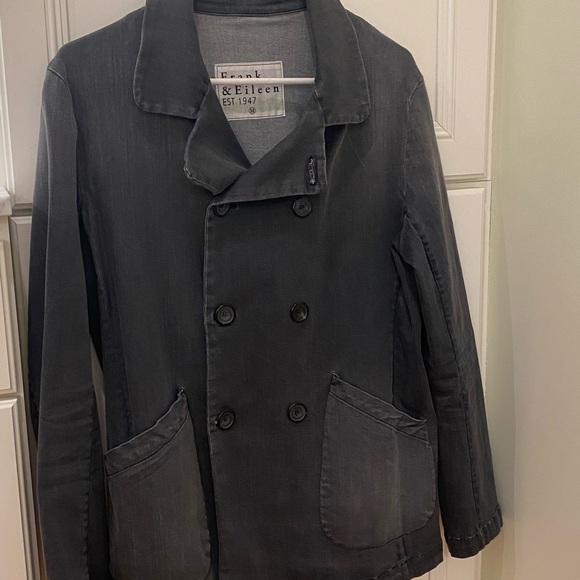 Frank & Eileen Gray Performance Jacket with Tailored Fit and Notched Lapels - Picture 2 of 5